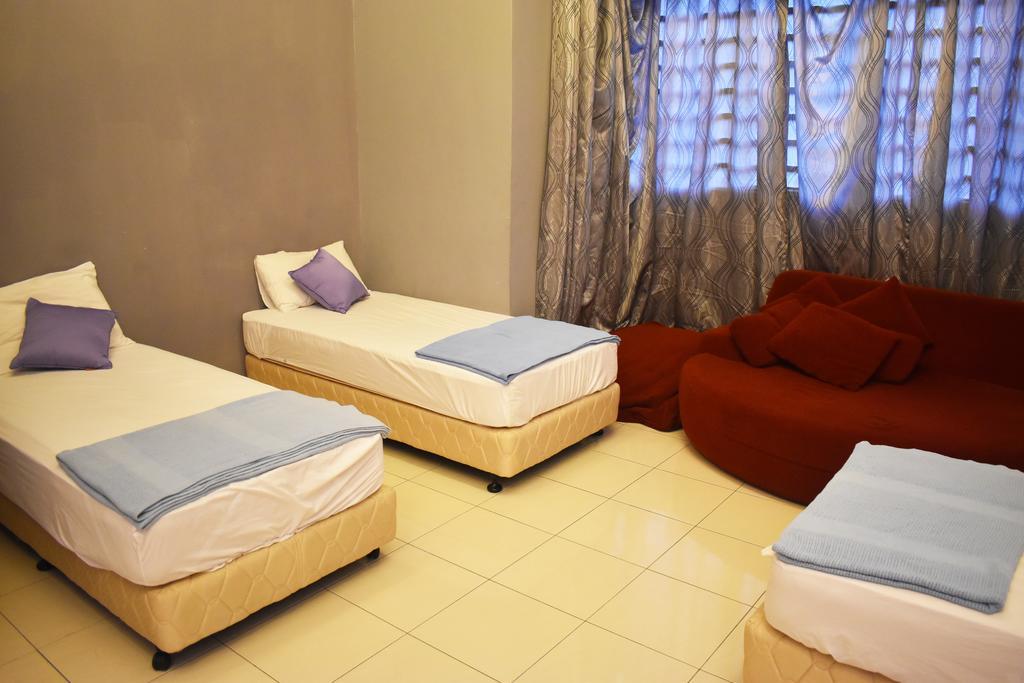 67 First Island Villa Bukit Jambul Exterior photo